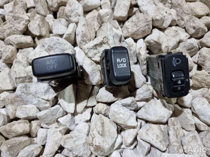 Кнопки Паджеро 4