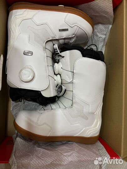 Ботинки для сноуборда Deeluxe