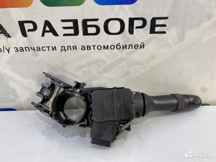 Подрулевой переключатель левый Toyota Avensis T270