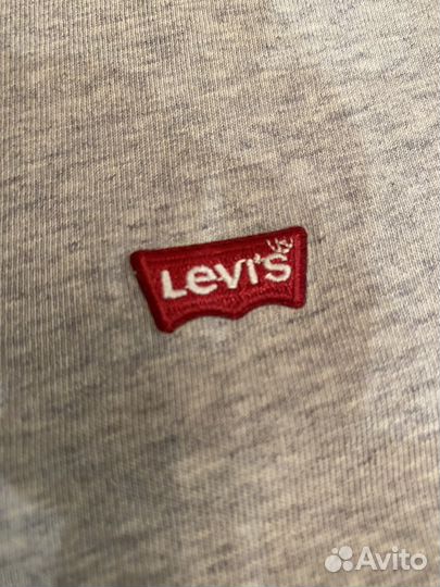 Футболка Levis