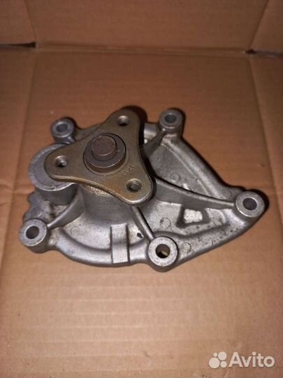 Помпа насос водяной Пежо 308