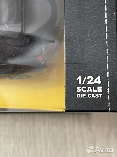 Модель машинки BMW i8 1:24