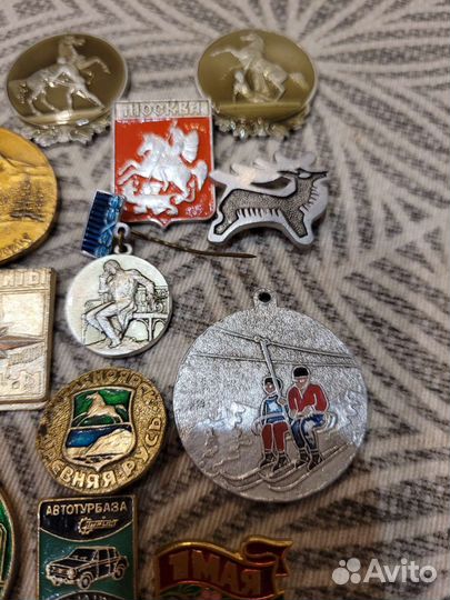 Знаки и значки СССР