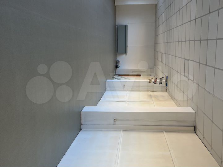 Торгово-офисное помещение, 130 м²