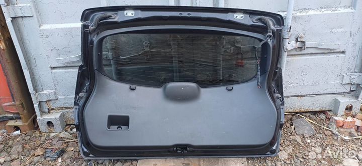 Крышка багажника Nissan qashqai j10