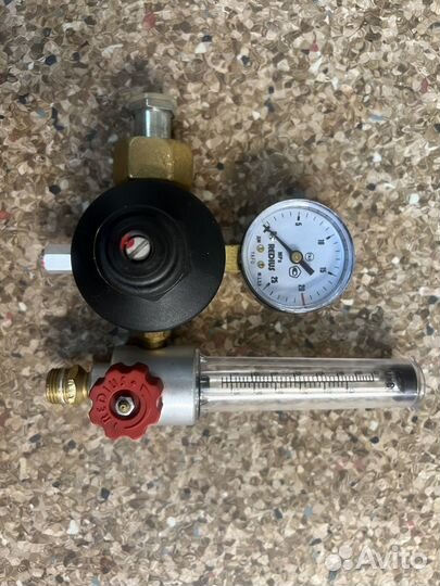 Регулятор давления универсальный У-30/ар-40-кр1П r