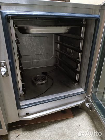 Пароконвектомат