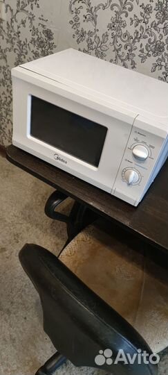Микроволновая печь Midea