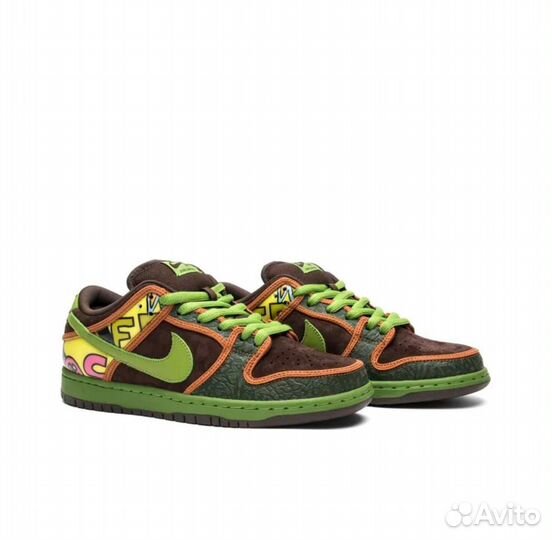 Nike SB Dunk Low De La Soul