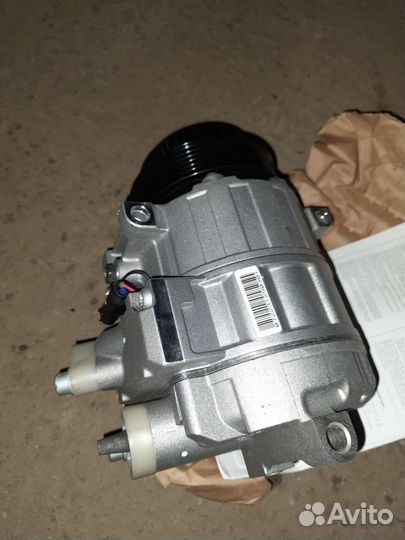 Компрессор кондиционера на мерседес 639