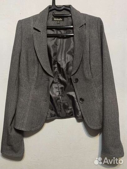 Костюм тройка