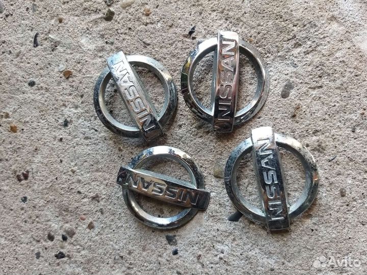 Шильдик ниссан