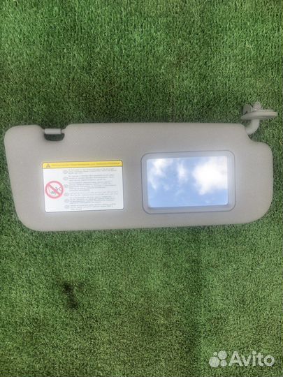 Солнцезащитный козырек правый Kia Rio 3