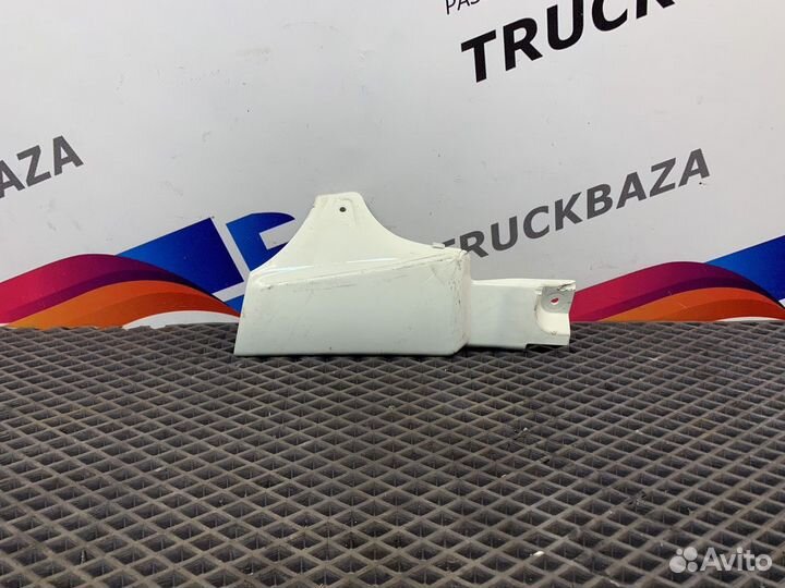 Накладка стойки лобового стекла правая Daf XF105