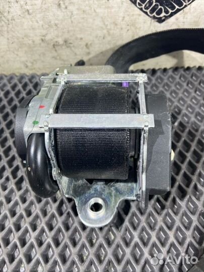 Ремень безопасности передний правый Audi Q7 4L BHK