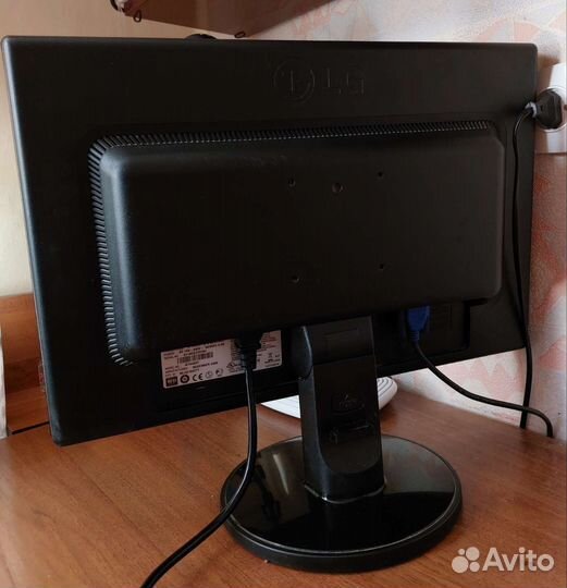 Монитор для компьютера LG flatron W1942S