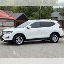 Nissan Rogue 2.5 CVT, 2018, 84 000 км, с пробегом, цена 2 040 000 руб.