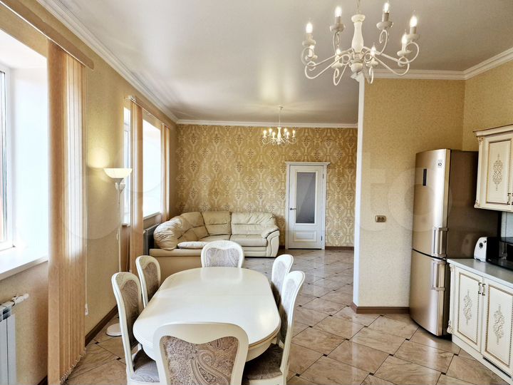 Дом 220 м² на участке 20 сот.