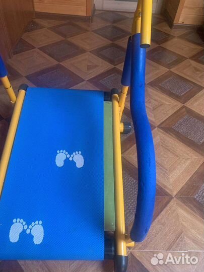 Тренажер детский «Беговая дорожка»