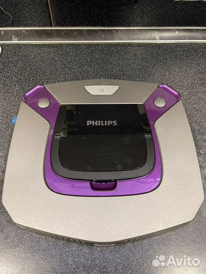 Робот пылесос philips