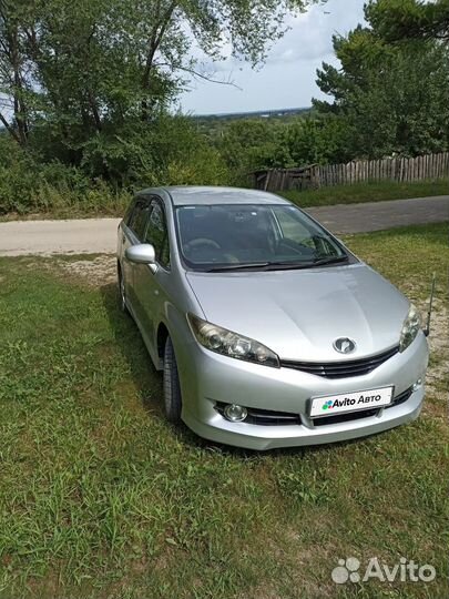 Toyota Wish 1.8 CVT, 2010, 150 000 км