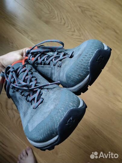 Треккинговые ботинки мужские