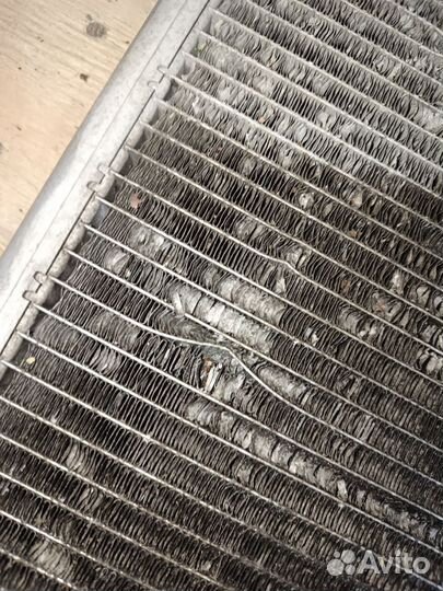 Радиатор кондиционера Audi A4 2006г