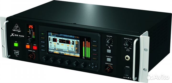 Микшерный пульт Behringer X32 Rack