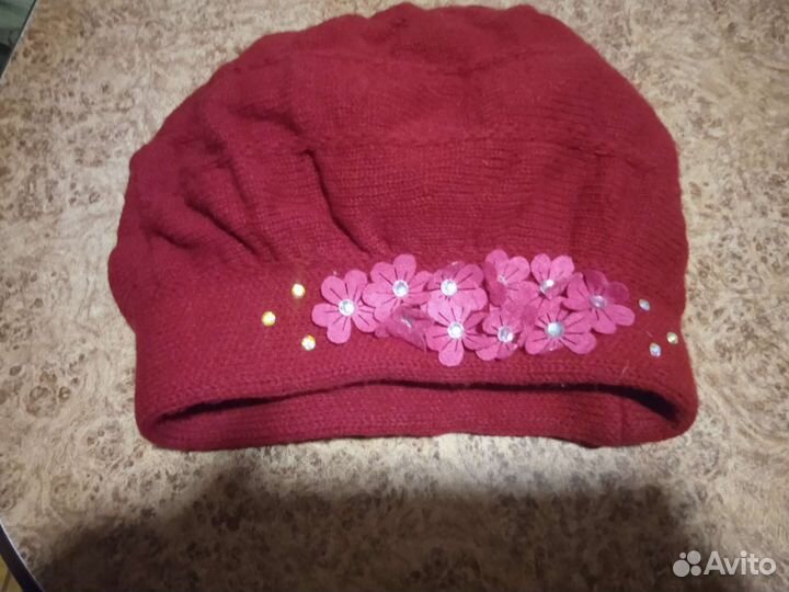 Берет новый женский