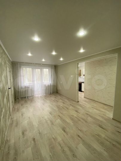 2-к. квартира, 47 м², 5/5 эт.