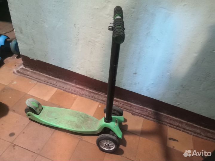 Самокат детский трехколесный