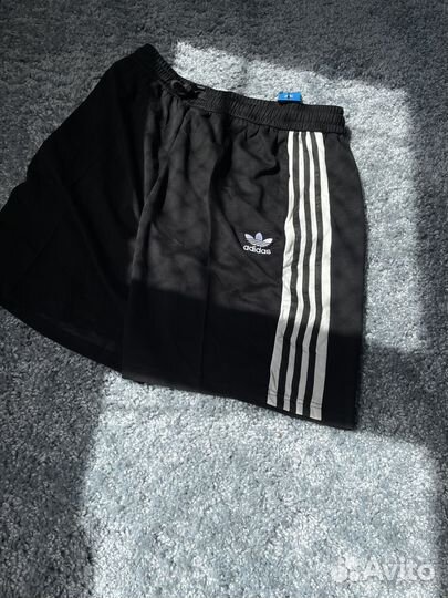 Шорты adidas