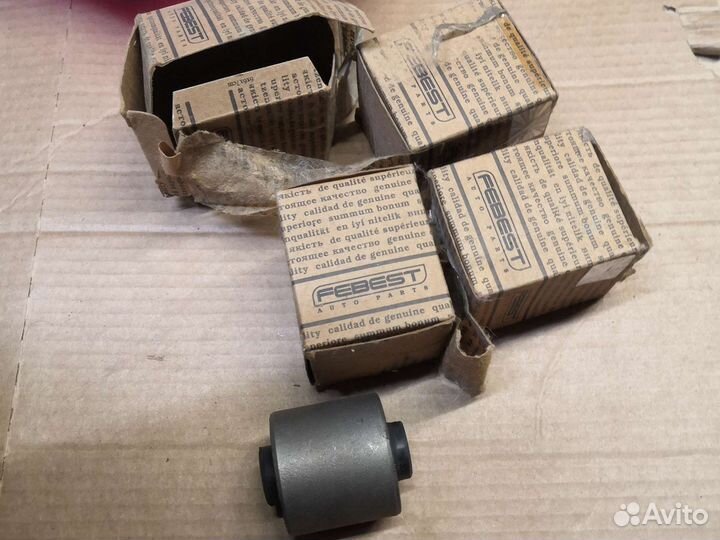 Сайленблок заднего прод рычага land cruiser 100