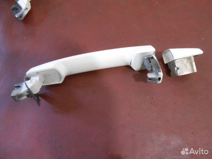 Ручка двери наружная Qashqai J 10 Кашкай кронштейн