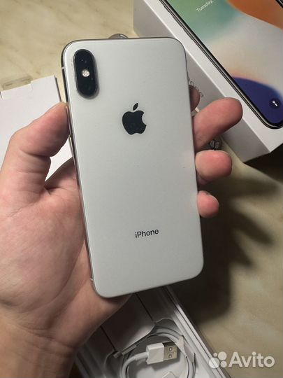 iPhone X, 256 ГБ