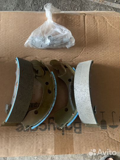 Колодки задние Nissan note/micra новые
