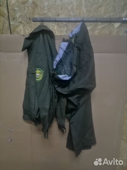 Куртка и брюки офицерские 52-54 р. рост 4 новые