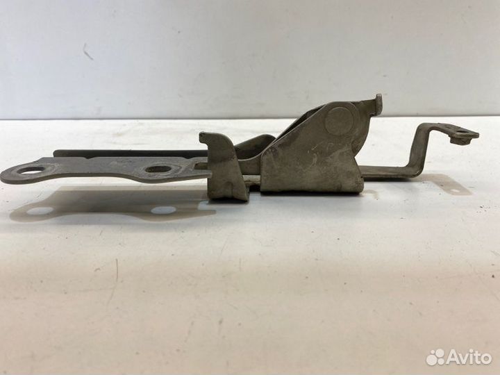 Петля капота правая Kia Spectra седан S6D 2008