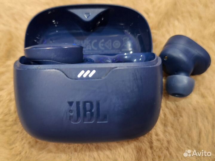 Беспроводные наушники jbl Tune 130NC TWS