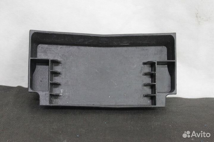 Коврик в центральную консоль б/у Форд Фокус 3