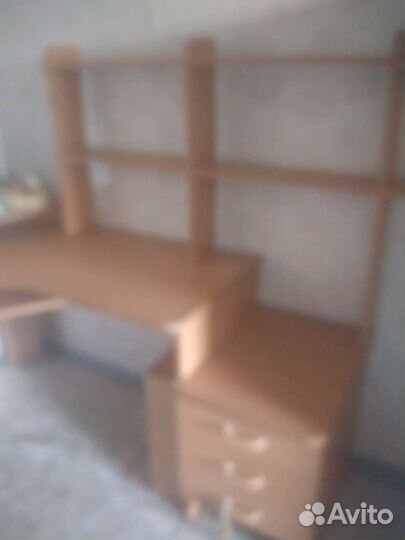 Компьютерный стол