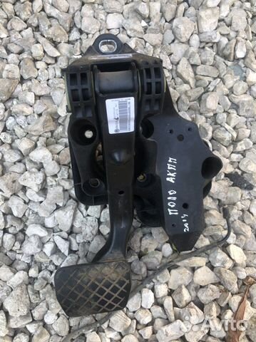 Педаль тормоза Volkswagen Polo