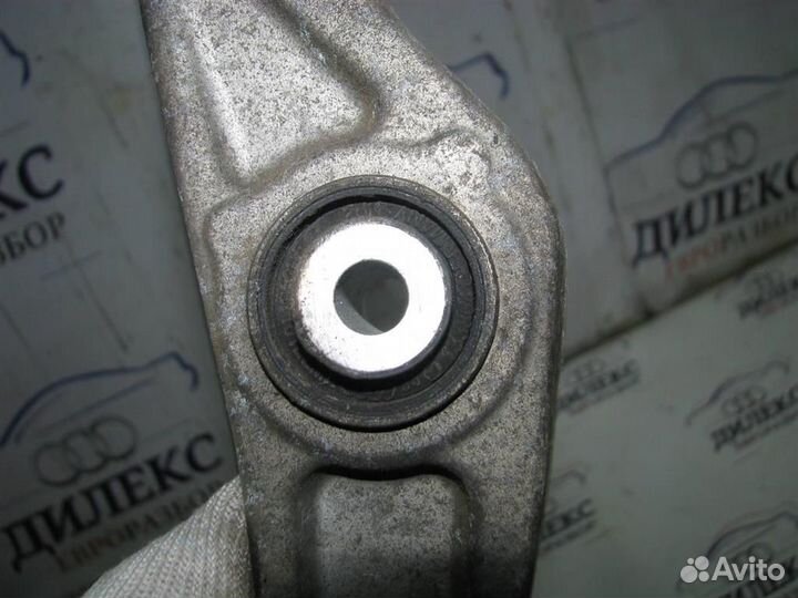 Рычаг передний нижний правый Audi A4 (B8) 2007-20