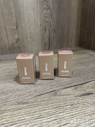 Румяна Rhode Pocket Blush