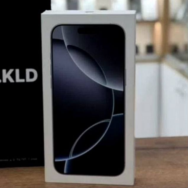 iPhone 16 Pro, 512 ГБ, SIM + eSIM