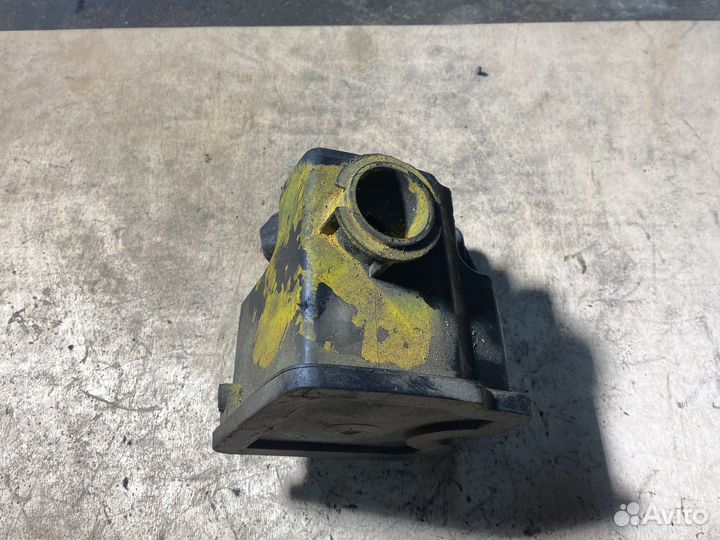 Mercedes W211 M648 насос гидроусилителя