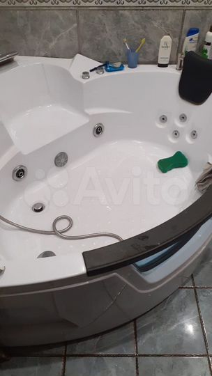 1-к. квартира, 50 м², 5/5 эт.