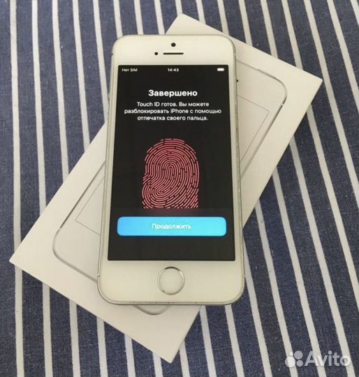 iPhone SE, 32 ГБ