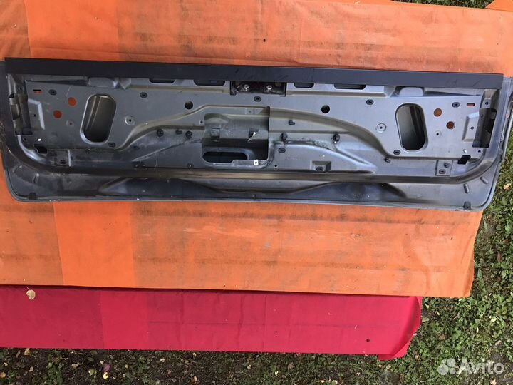 Борт, крышка багажника bmw e53