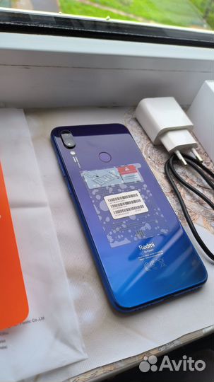 Телефон Xiaomi Redmi Note 7